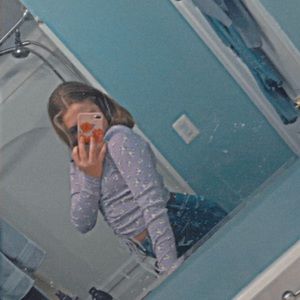 Meet your Posher, Ava